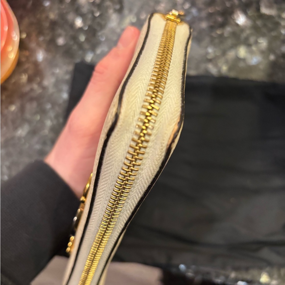 Gucci Zumi Horsebit Continental Wallet - Picture 7 of 11